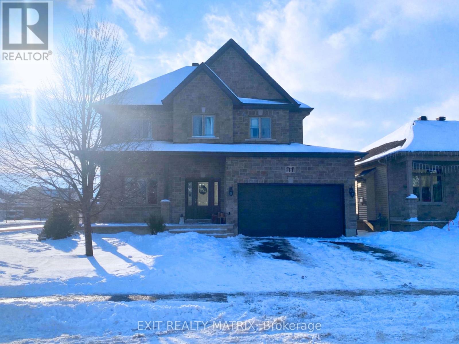 301 COLMAR STREET, Russell, Ontario