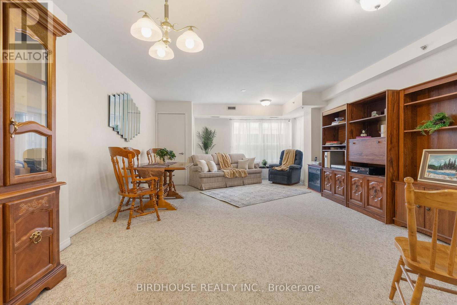 312 - 8 Huron Street, Kawartha Lakes, Ontario  K9V 6K3 - Photo 10 - X12642460