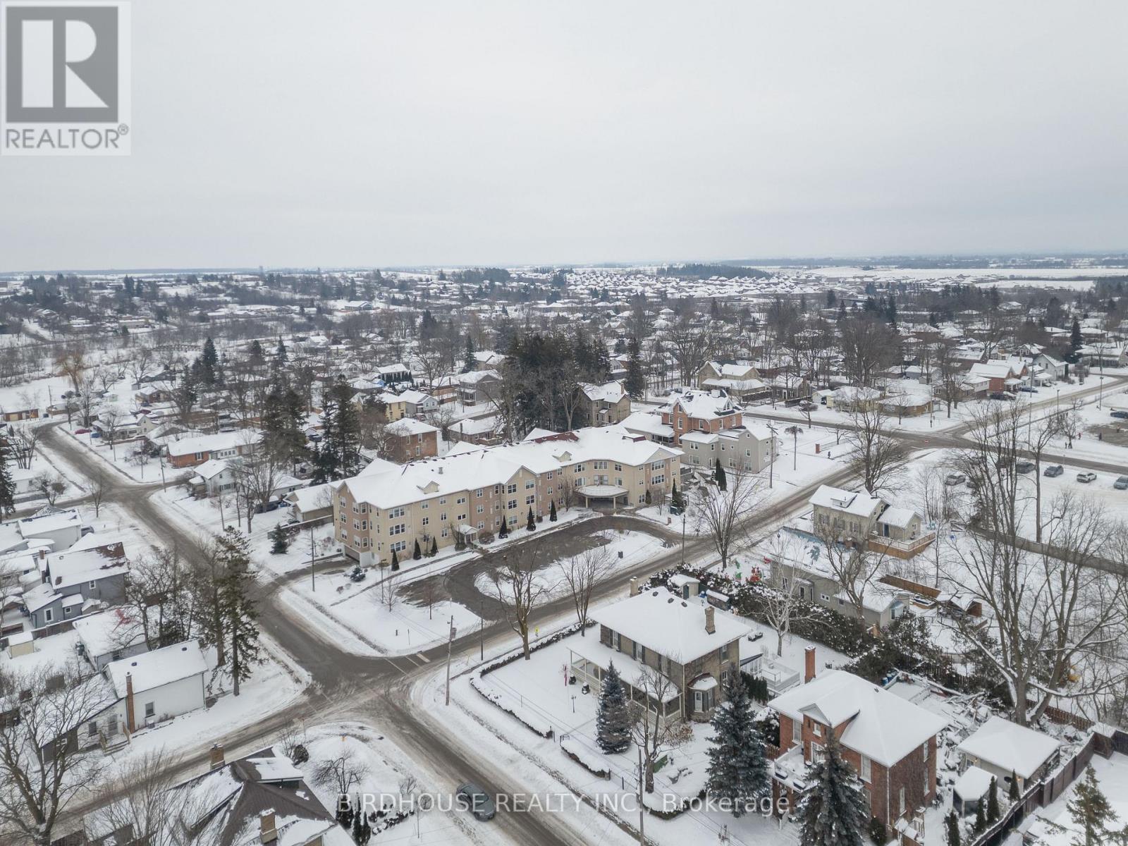 312 - 8 Huron Street, Kawartha Lakes, Ontario  K9V 6K3 - Photo 22 - X12642460