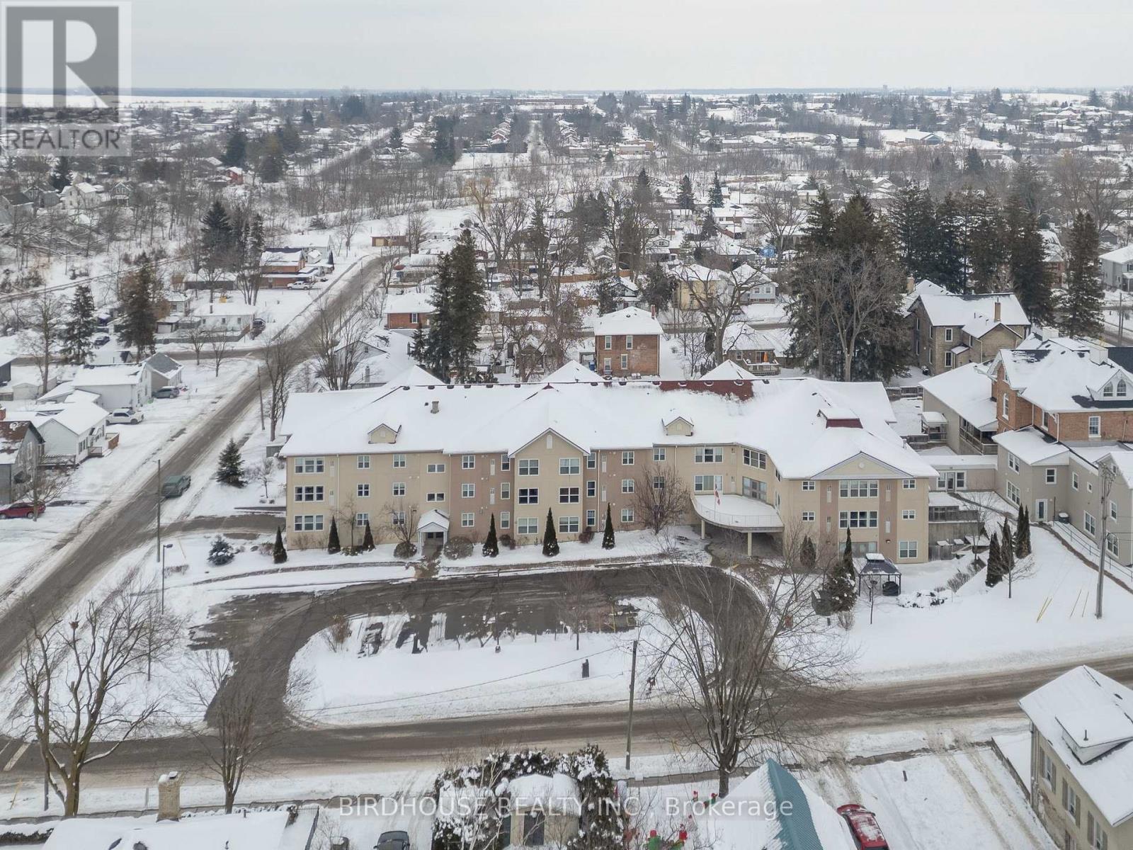 312 - 8 Huron Street, Kawartha Lakes, Ontario  K9V 6K3 - Photo 23 - X12642460