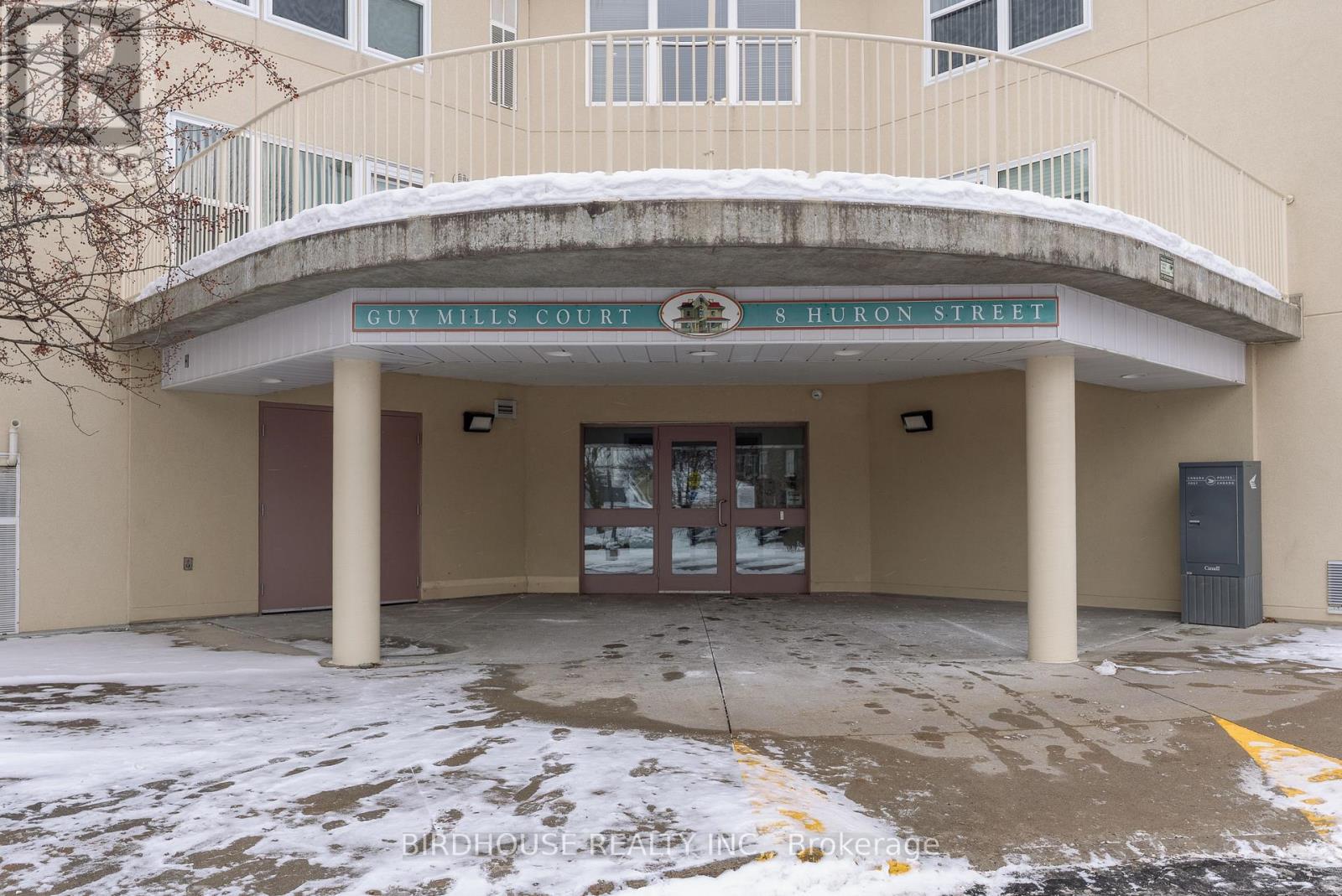 312 - 8 Huron Street, Kawartha Lakes, Ontario  K9V 6K3 - Photo 4 - X12642460