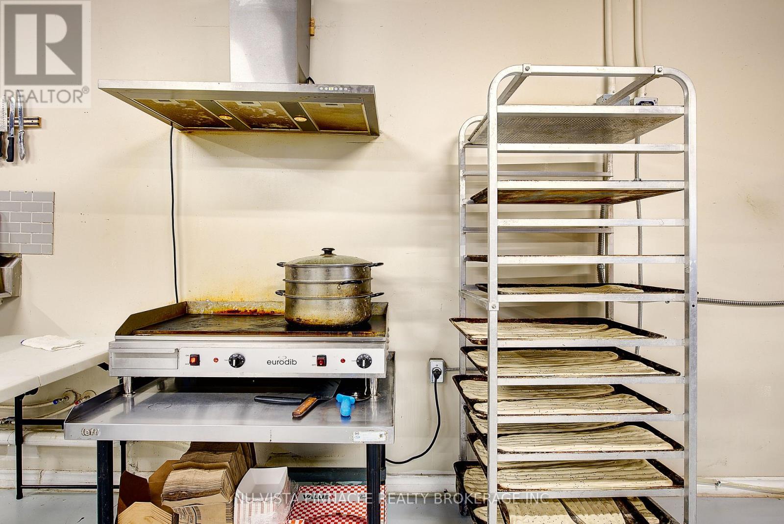 Unit 111 - 1255 Kilally Road, London East, Ontario  N5Y 6K9 - Photo 19 - X12642444