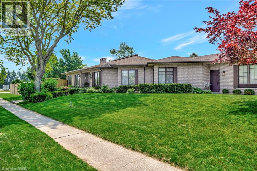 132 Oak Street, Simcoe, Ontario  N3Y 4S3 - Photo 3 - 40794556