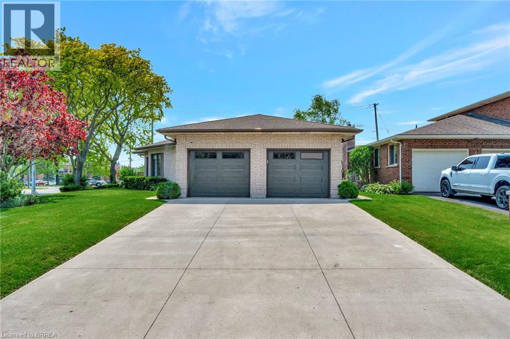 132 Oak Street, Simcoe, Ontario  N3Y 4S3 - Photo 6 - 40794556