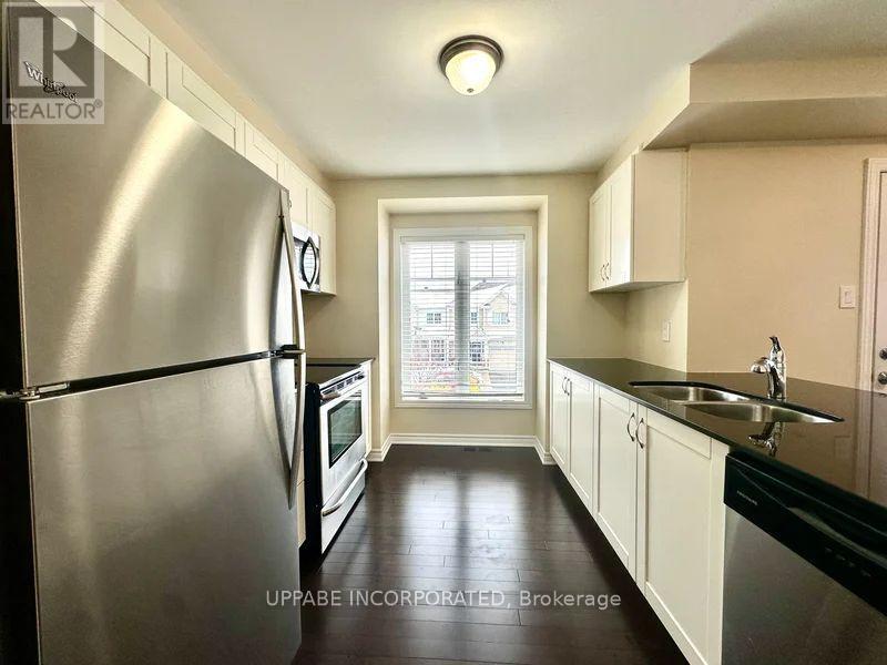 52 Astervale Street, Ottawa, Ontario  K4A 1A3 - Photo 3 - X12642436