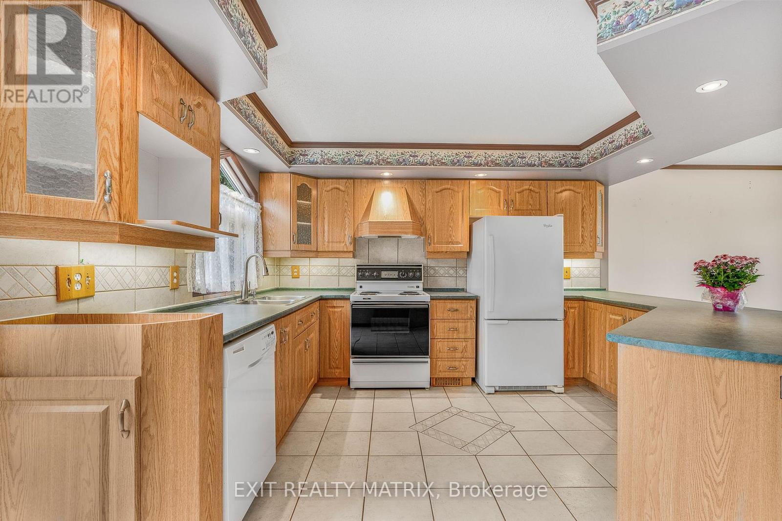 29 Louise Crescent, Russell, Ontario  K0A 1W0 - Photo 8 - X12495482