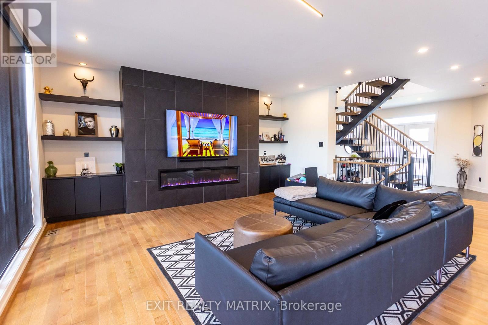 516 Barrage Street, Casselman, Ontario  K0A 1M0 - Photo 5 - X12286493