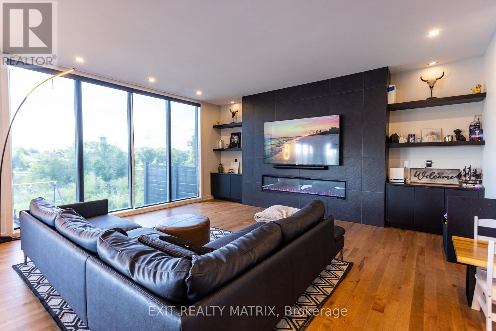 516 Barrage Street, Casselman, Ontario  K0A 1M0 - Photo 4 - X12286493