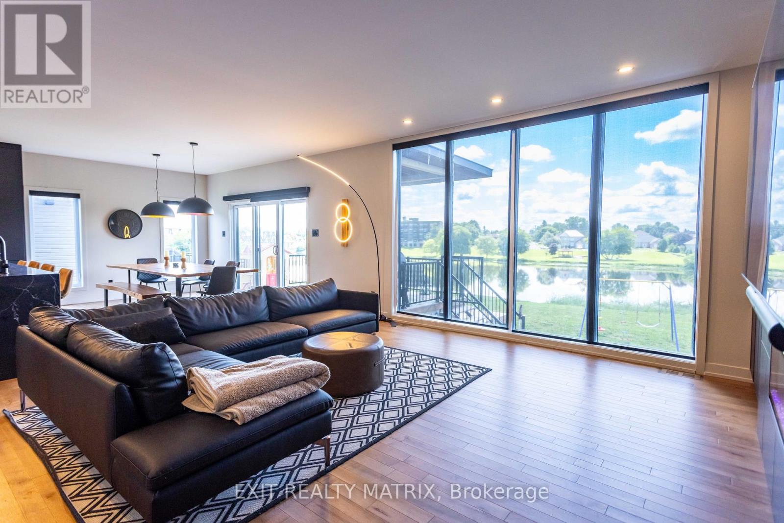 516 Barrage Street, Casselman, Ontario  K0A 1M0 - Photo 6 - X12286493