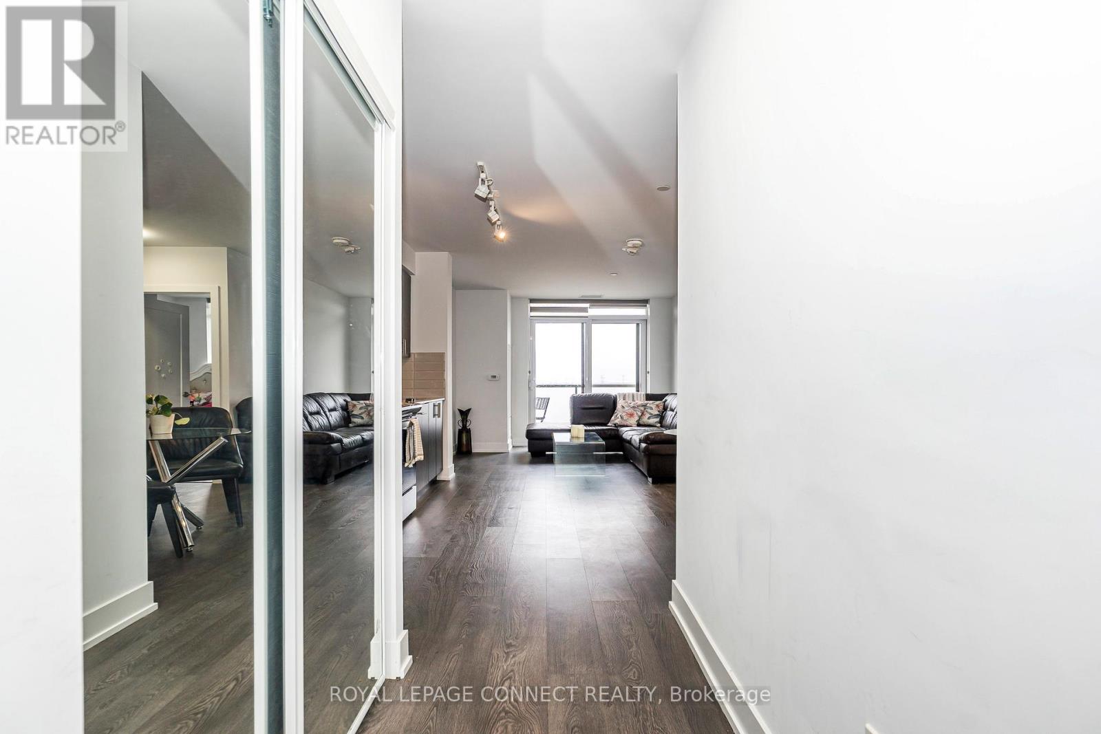 718 - 2550 Simcoe Street N, Oshawa, Ontario  L1L 0R5 - Photo 4 - E12642454