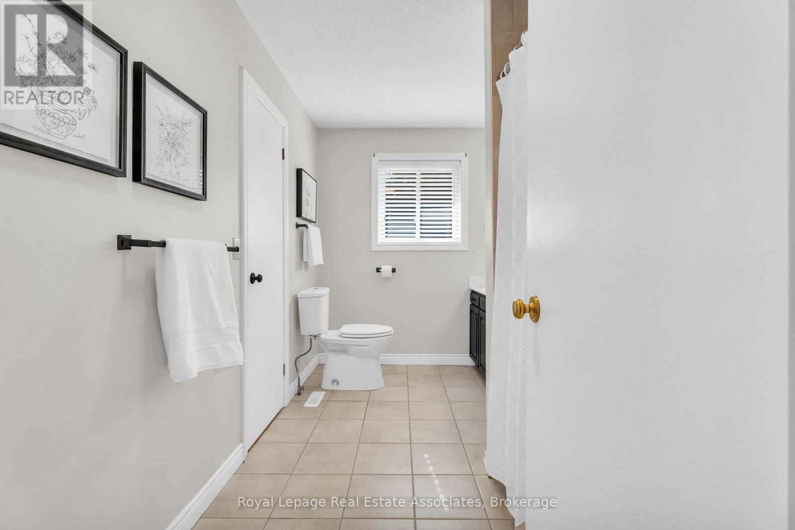 69 George Avenue, Wasaga Beach, Ontario  L9Z 2X9 - Photo 20 - S12449960