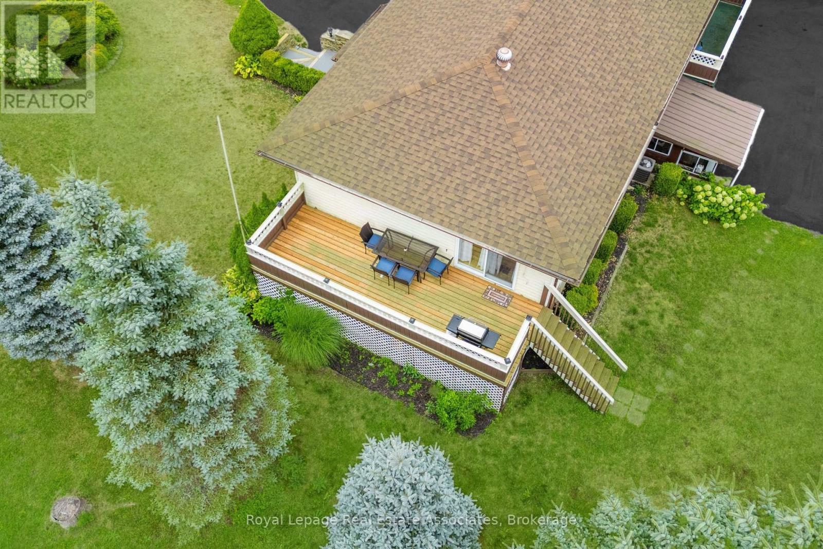 69 George Avenue, Wasaga Beach, Ontario  L9Z 2X9 - Photo 35 - S12449960