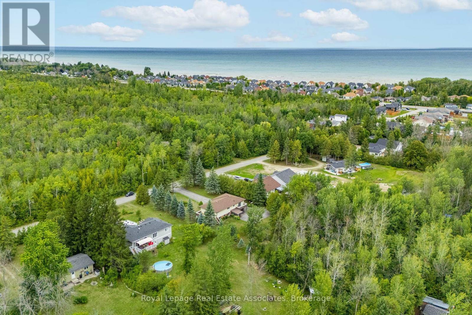 69 George Avenue, Wasaga Beach, Ontario  L9Z 2X9 - Photo 43 - S12449960