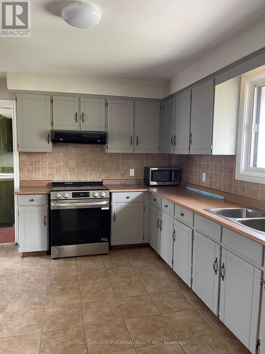 10623 Clarkway Drive, Brampton, Ontario  L6P 0W2 - Photo 15 - W12505428