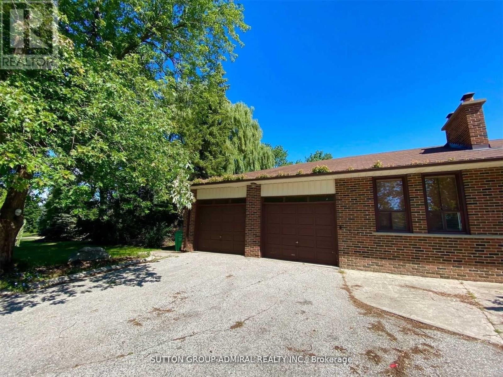 10623 Clarkway Drive, Brampton, Ontario  L6P 0W2 - Photo 32 - W12505428