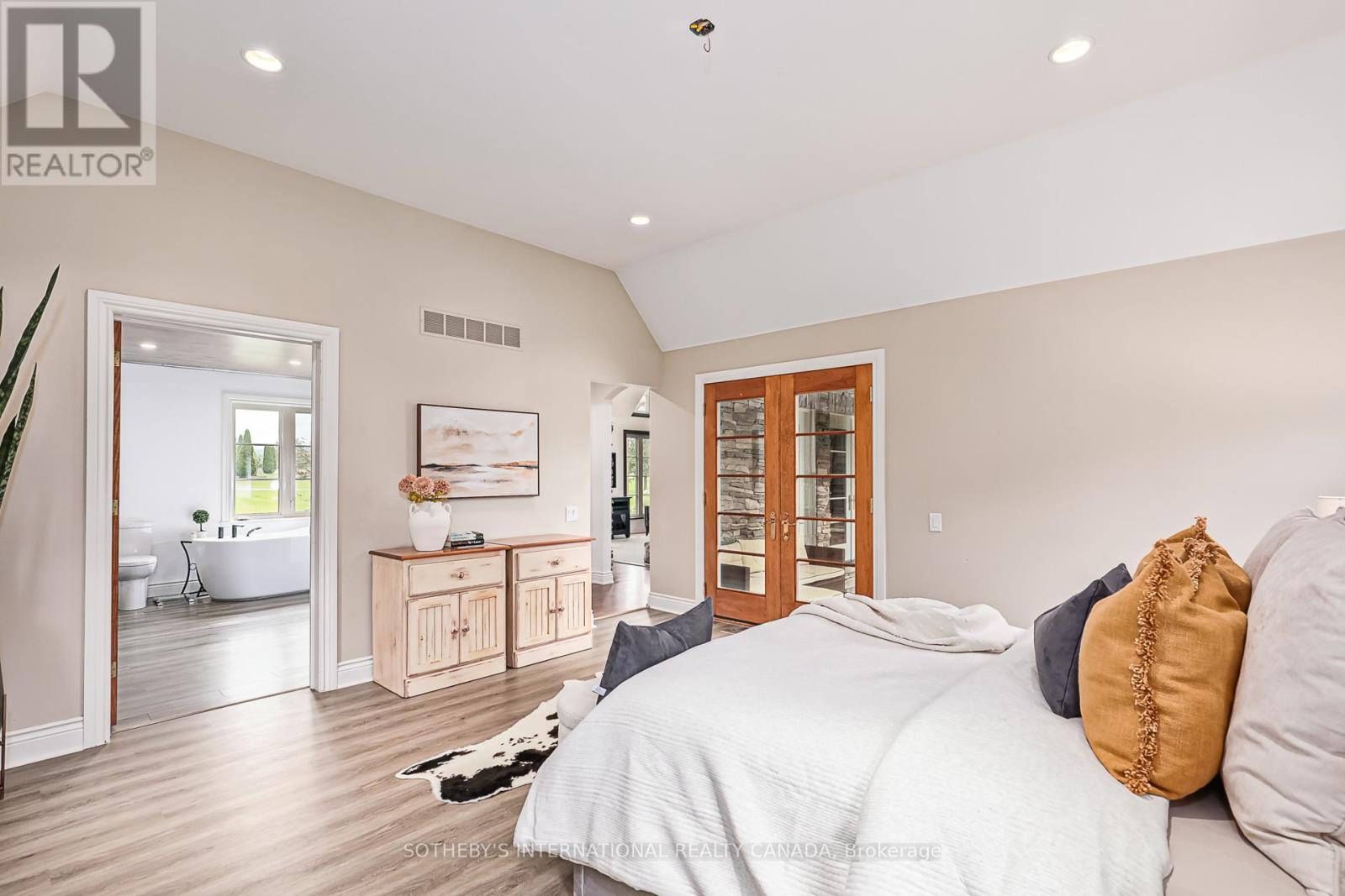 787517 Grey 13 Road, Blue Mountains, Ontario  N0H 2P0 - Photo 20 - X12641206