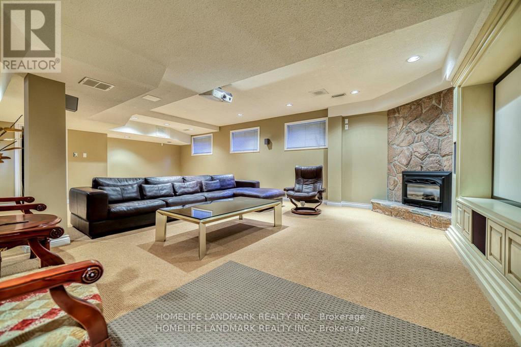 10 Prescott Court, Markham, Ontario  L3T 5W7 - Photo 17 - N12642440