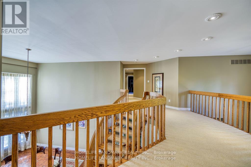 10 Prescott Court, Markham, Ontario  L3T 5W7 - Photo 9 - N12642440