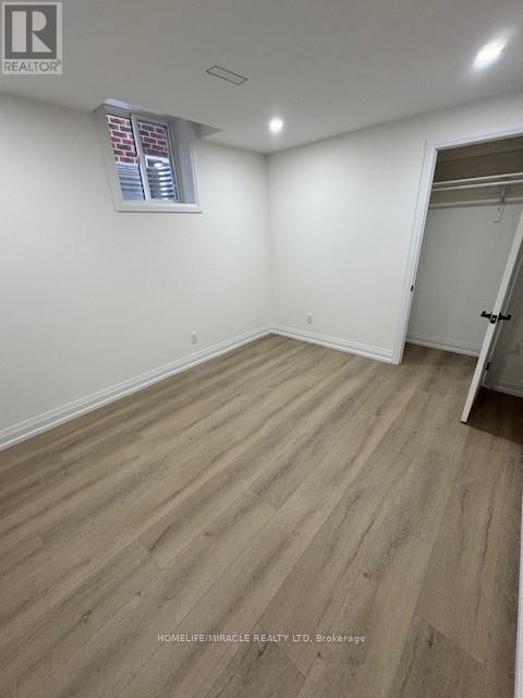 79 Cedarholme Avenue, Caledon, Ontario  L7C 3T2 - Photo 10 - W12642452