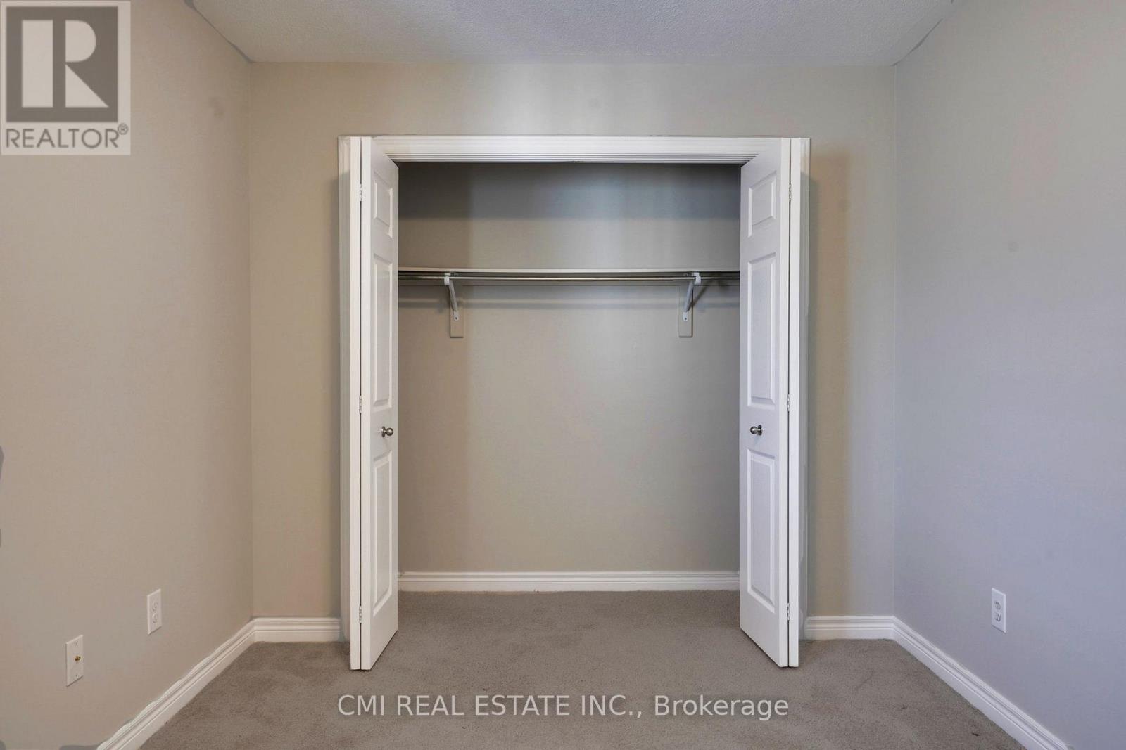 45 Helen Drive, Haldimand, Ontario  N0A 1H0 - Photo 22 - X12642438