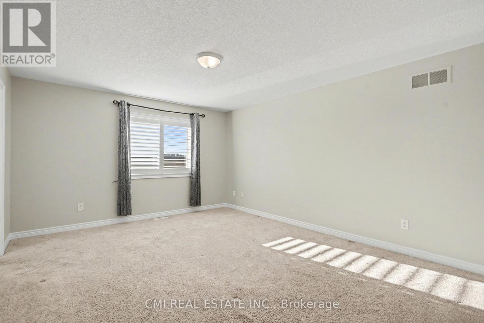 45 Helen Drive, Haldimand, Ontario  N0A 1H0 - Photo 23 - X12642438