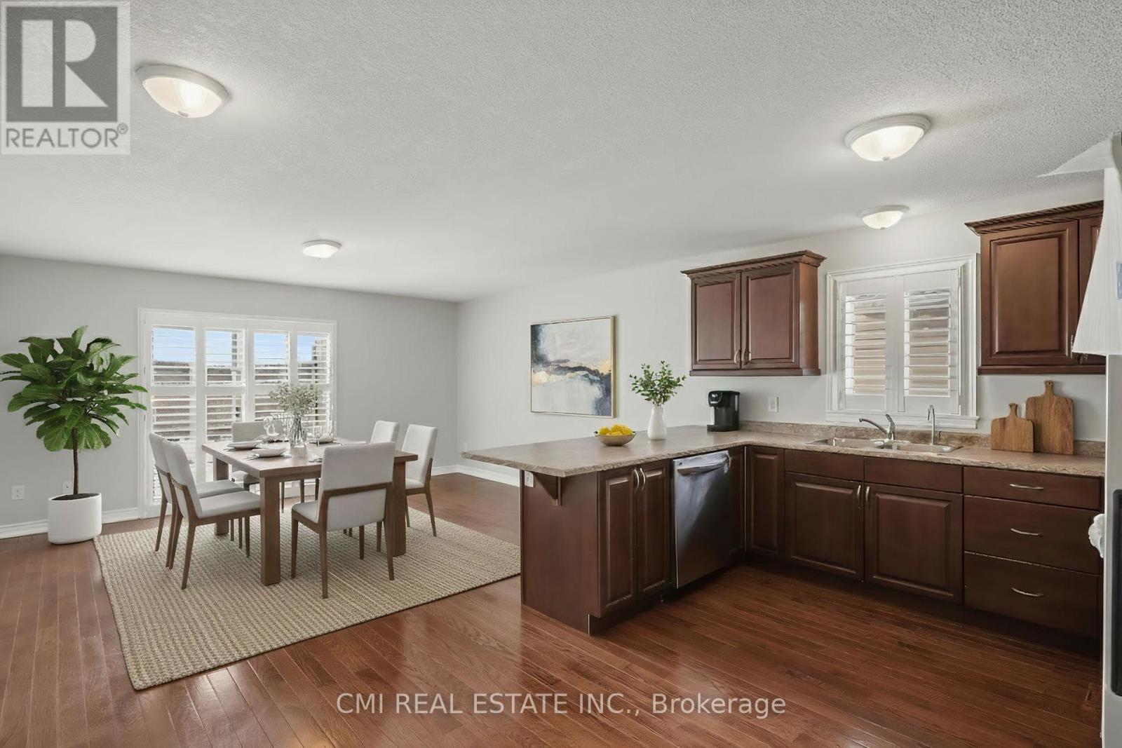 45 Helen Drive, Haldimand, Ontario  N0A 1H0 - Photo 42 - X12642438