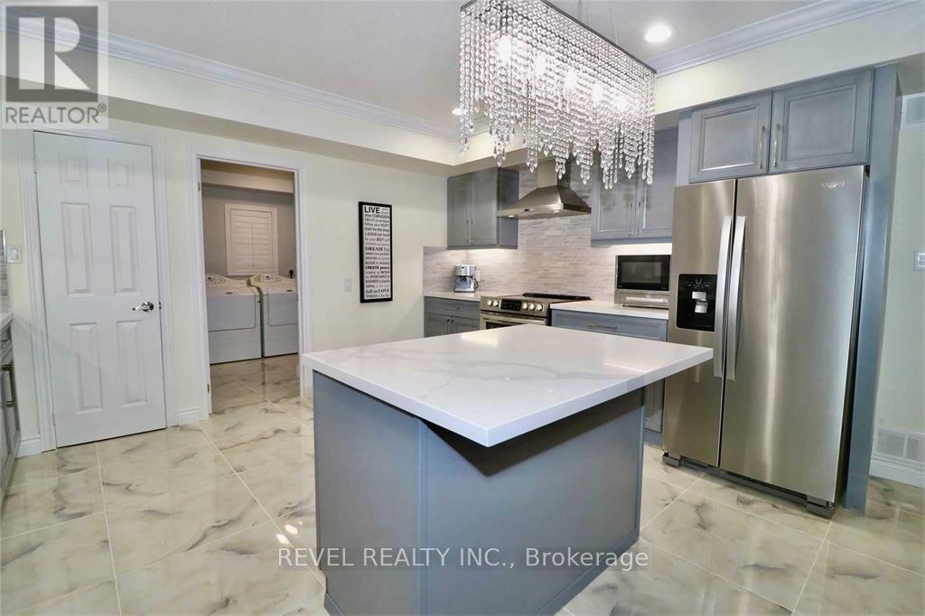 412 Olde Village Lane, Shelburne, Ontario  L9V 3A4 - Photo 10 - X12642442