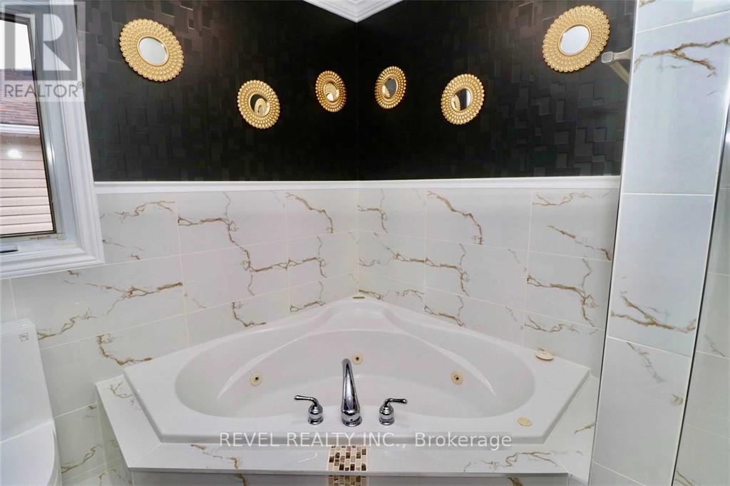 412 Olde Village Lane, Shelburne, Ontario  L9V 3A4 - Photo 16 - X12642442