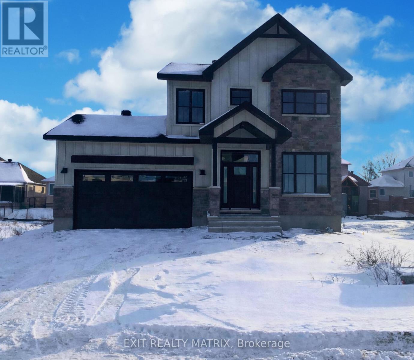 258 SAM AVENUE, Russell, Ontario