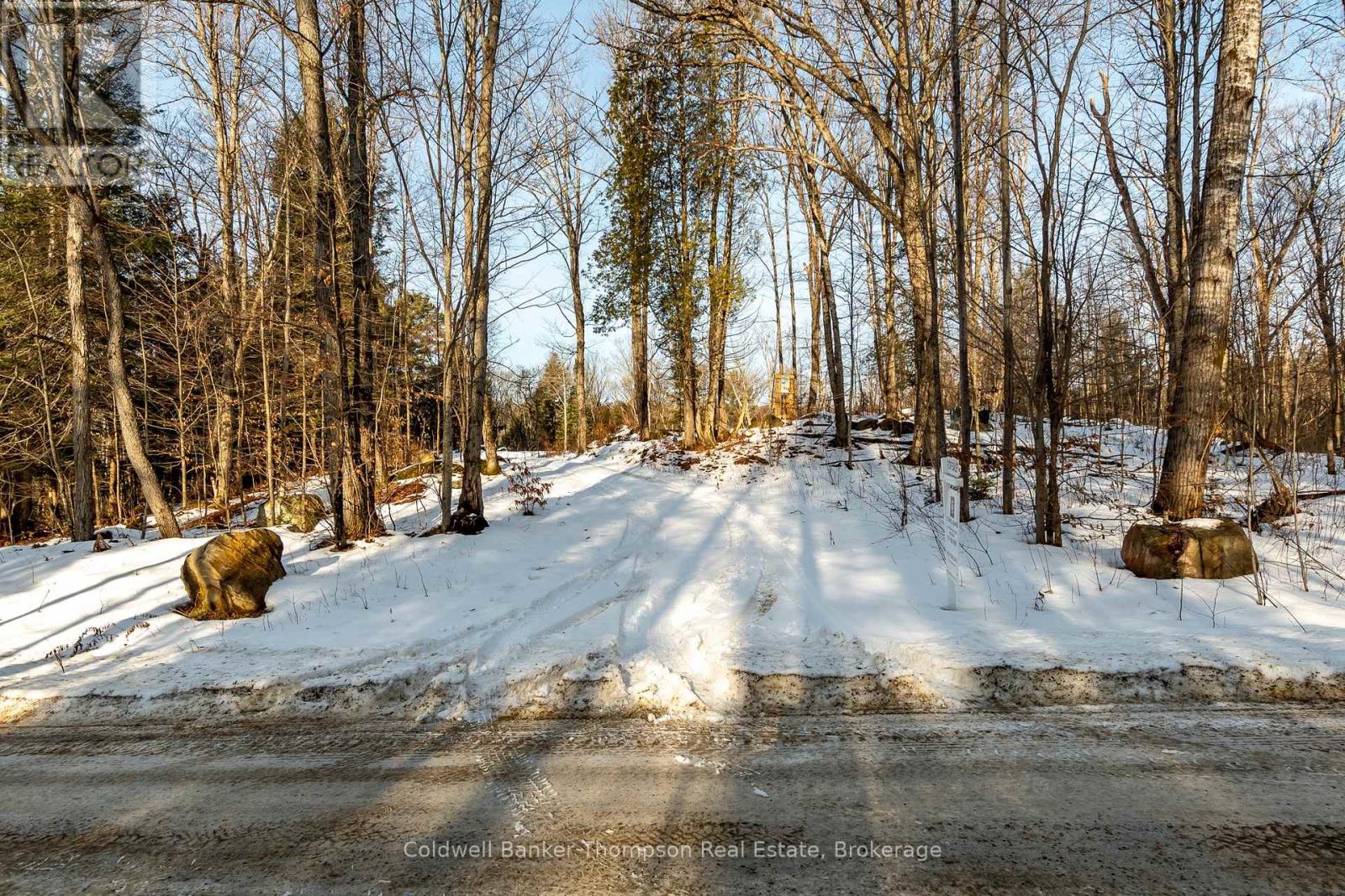 16 Claren Crescent, Huntsville, Ontario P1H 0C3 - Photo 3 - X12642482