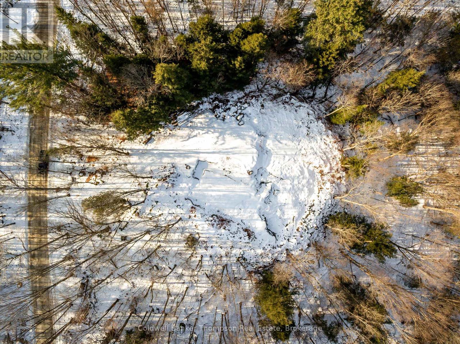 16 Claren Crescent, Huntsville, Ontario P1H 0C3 - Photo 4 - X12642482