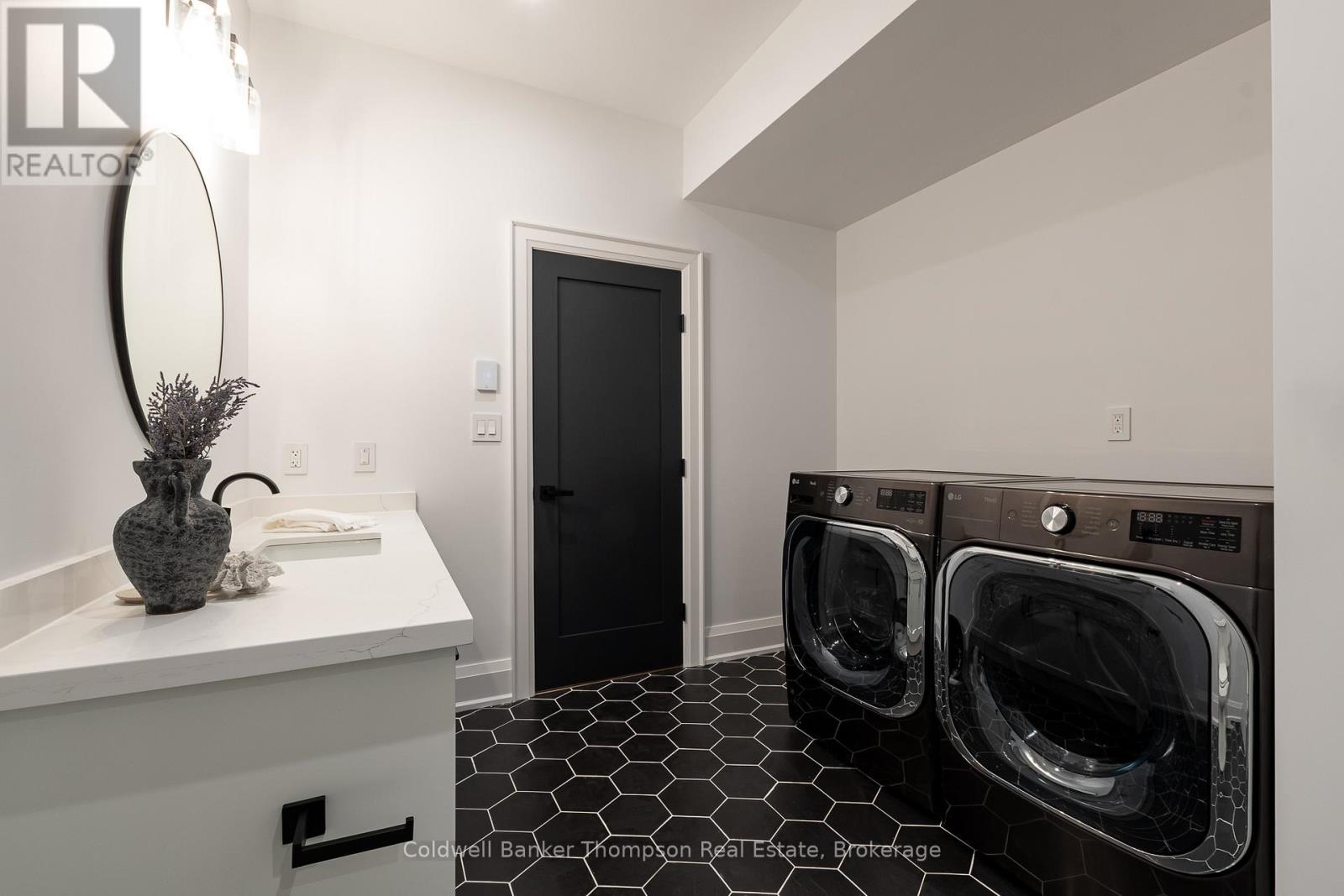 175 Springfield Road, Huntsville, Ontario  P1H 0A5 - Photo 25 - X12642498