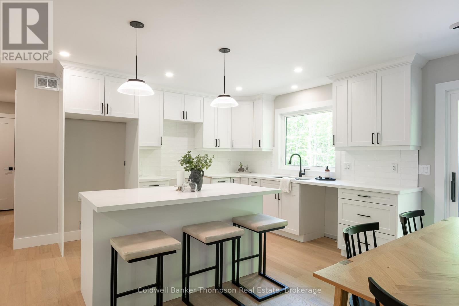 1854 Old Muskoka Road, Huntsville, Ontario  P0B 1M0 - Photo 13 - X12642506