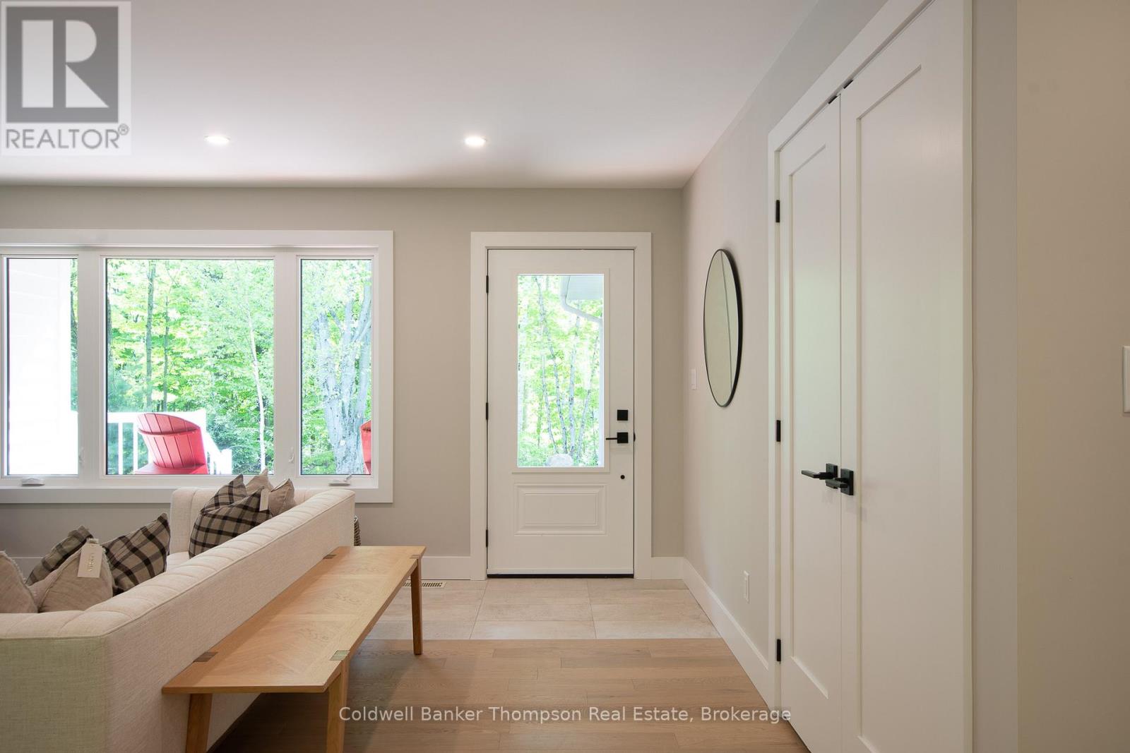 1854 Old Muskoka Road, Huntsville, Ontario  P0B 1M0 - Photo 2 - X12642506