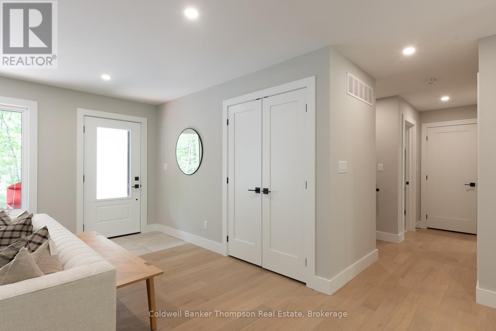 1854 Old Muskoka Road, Huntsville, Ontario  P0B 1M0 - Photo 3 - X12642506