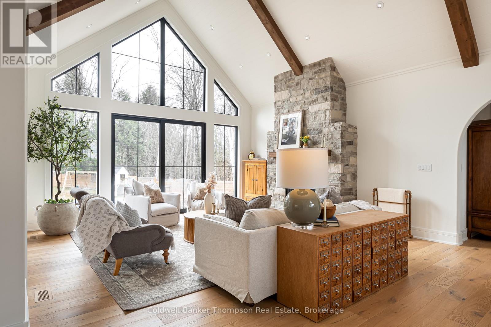 350 Skyhills Road, Huntsville, Ontario  P1H 2N5 - Photo 3 - X12642526