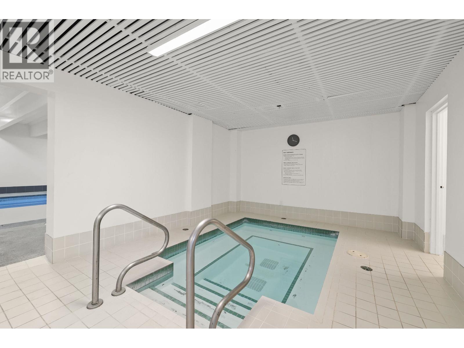 911 2016 Fullerton Avenue, North Vancouver, British Columbia  V7P 3E6 - Photo 19 - R3072514