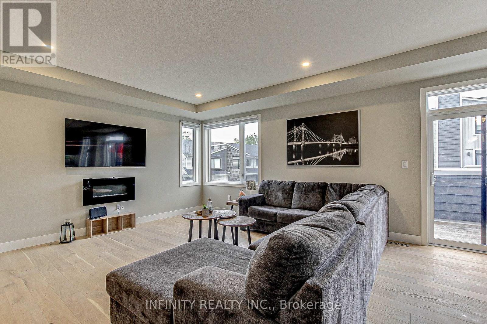 181 - 177 Edgevalley Road, London East, Ontario  N5V 0C5 - Photo 15 - X12642488