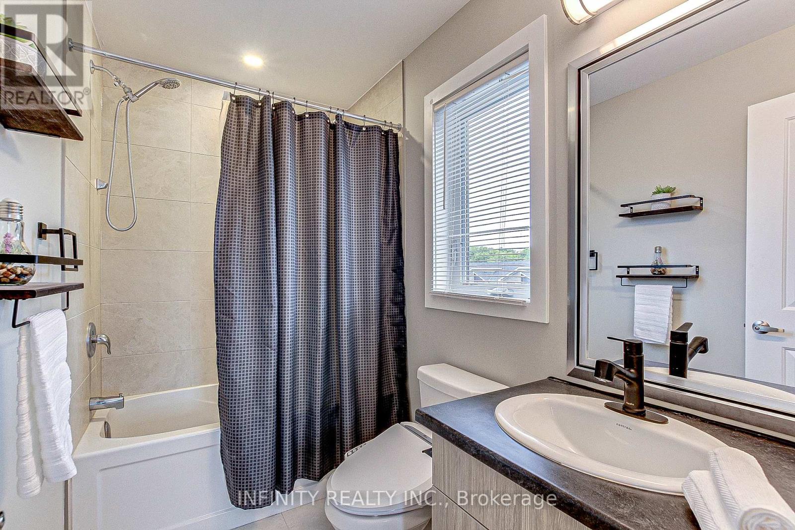 181 - 177 Edgevalley Road, London East, Ontario  N5V 0C5 - Photo 29 - X12642488