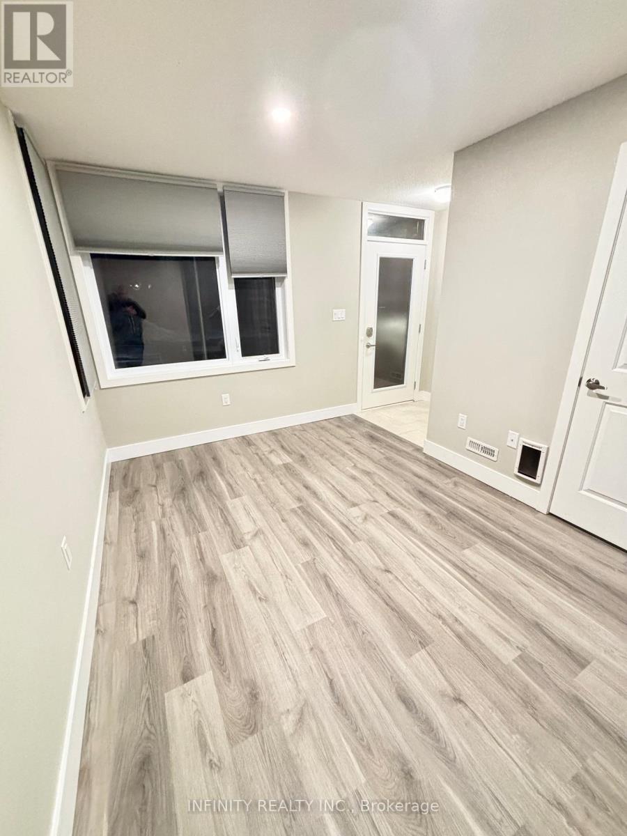 181 - 177 Edgevalley Road, London East, Ontario  N5V 0C5 - Photo 4 - X12642488