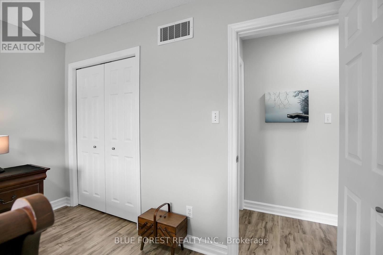 2949 Meadowgate Boulevard, London South, Ontario  N6M 1L3 - Photo 21 - X12642544