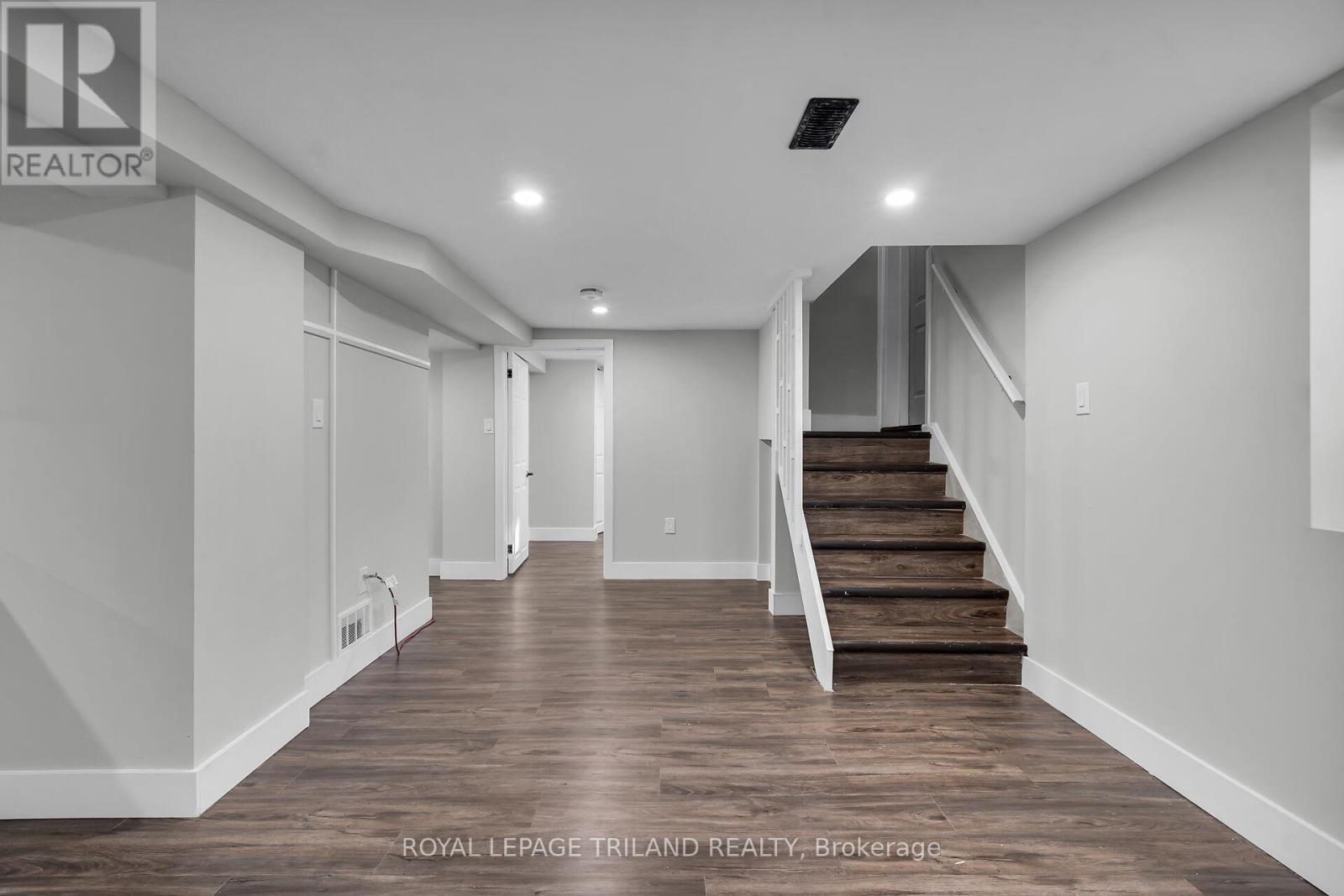 3 - 22 Mitchell Street, St. Thomas, Ontario  N5R 2T7 - Photo 7 - X12642592