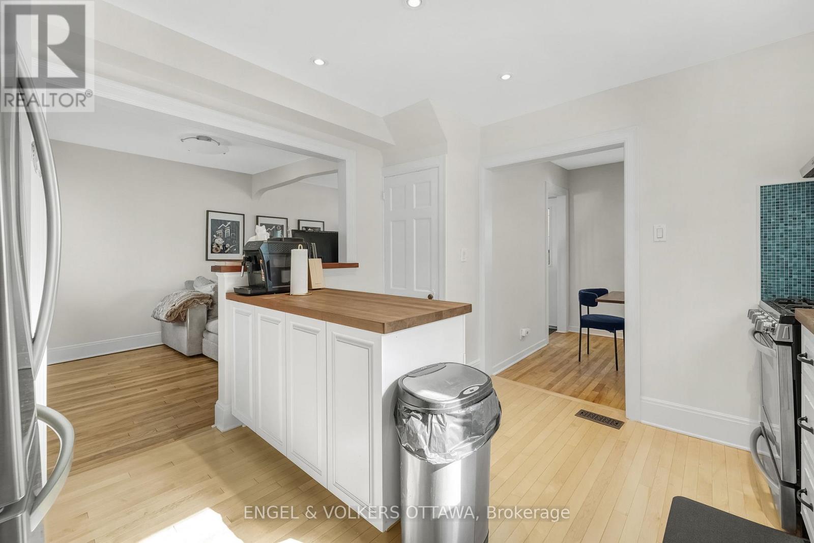 46 Holland Avenue, Ottawa, Ontario  K1Y 0X4 - Photo 12 - X12642564