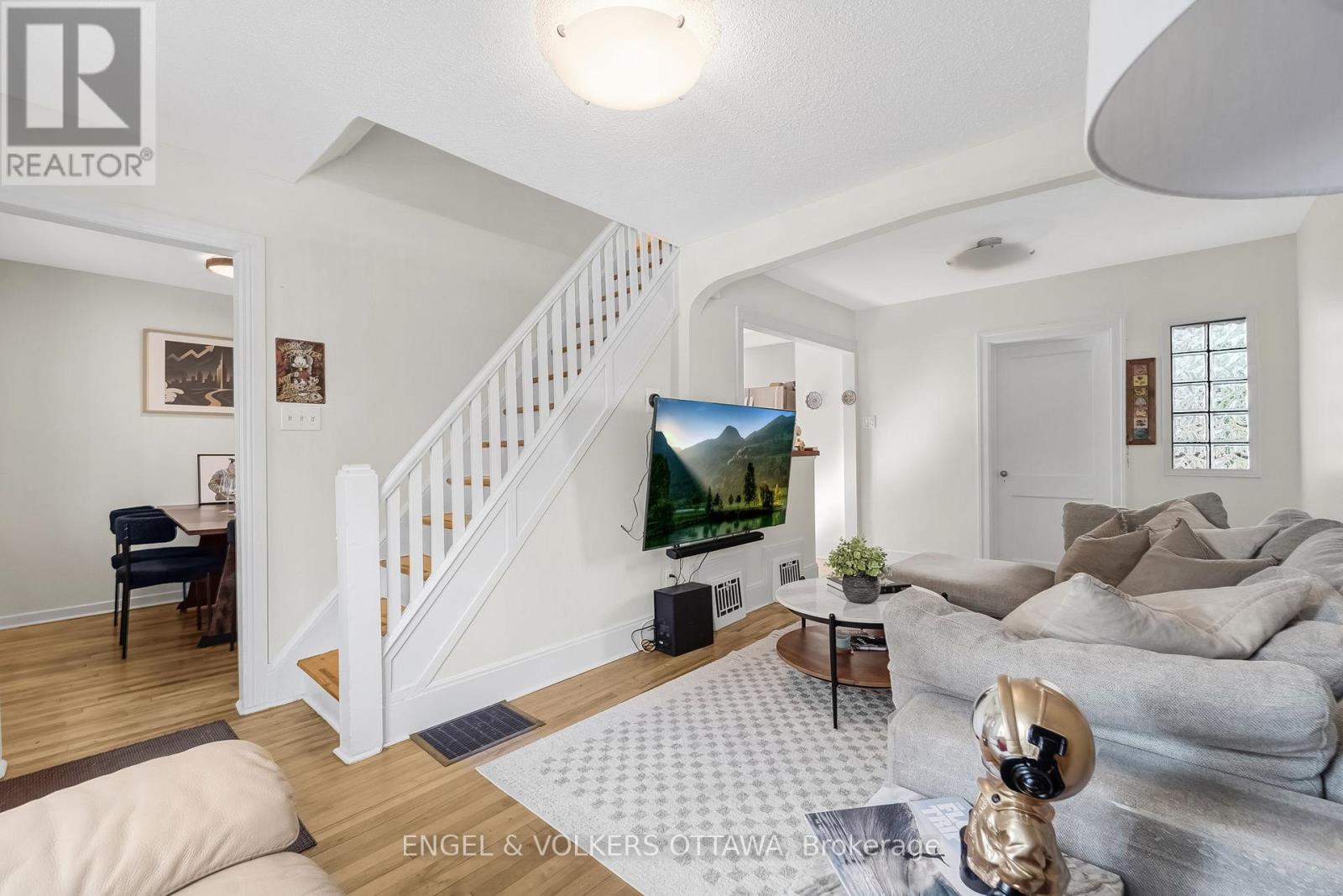 46 Holland Avenue, Ottawa, Ontario  K1Y 0X4 - Photo 7 - X12642564