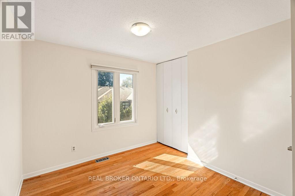 99 Queensline Drive, Ottawa, Ontario  K2H 7J6 - Photo 16 - X12642594