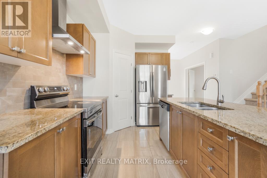 764 Namur Street, Russell, Ontario  K0A 1W0 - Photo 8 - X12537156