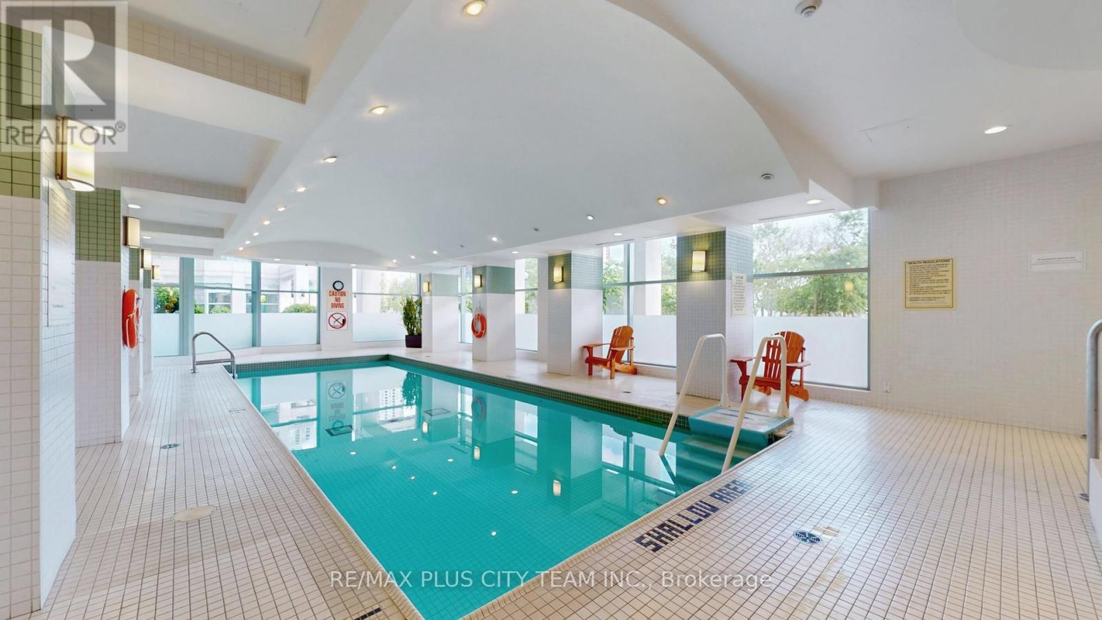 2323 - 230 Queens Quay W, Toronto, Ontario  M5J 2Y7 - Photo 28 - C12642504