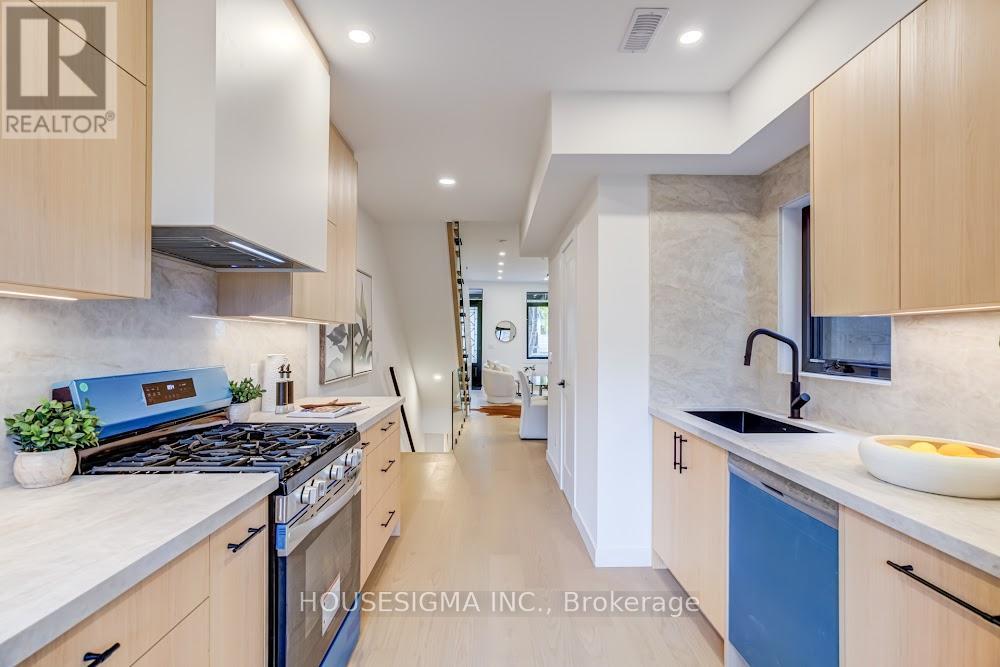 732 Adelaide Street W, Toronto, Ontario  M6J 1B1 - Photo 12 - C12642562