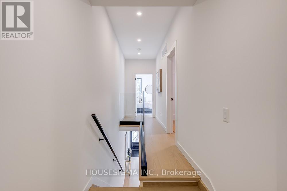 732 Adelaide Street W, Toronto, Ontario  M6J 1B1 - Photo 14 - C12642562