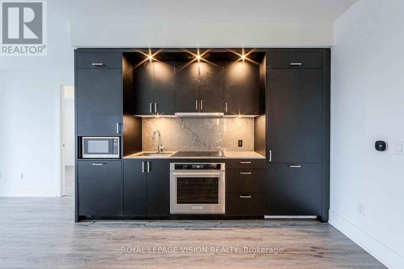 1103 - 480 Front Street W, Toronto, Ontario  M5V 0V6 - Photo 1 - C12642568